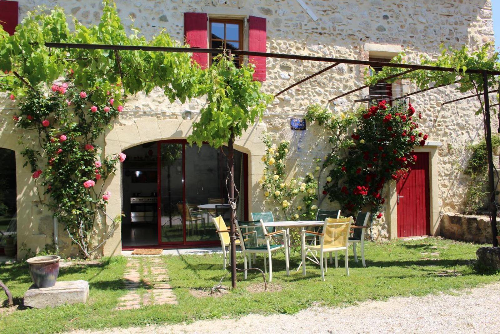 Villa Chez Germaine Les Granges-Gontardes Exterior foto